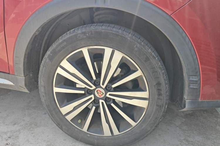 Used Roewe RX5 New Energy 2017 eRX5 50T Hybrid Connected Prestige Flagship Edition Right Front Wheel Hub