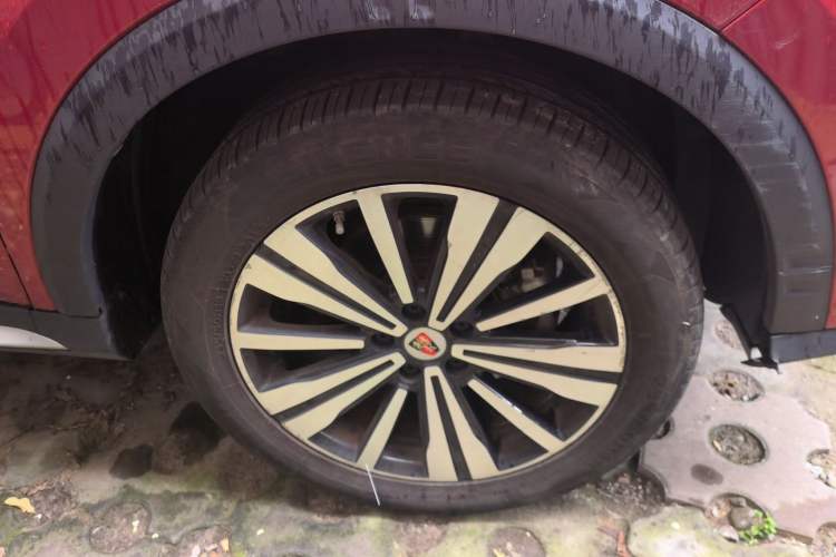 Used Roewe RX5 New Energy 2017 ERX5 EV400 Electric Internet Supreme Edition Right Front Wheel Hub