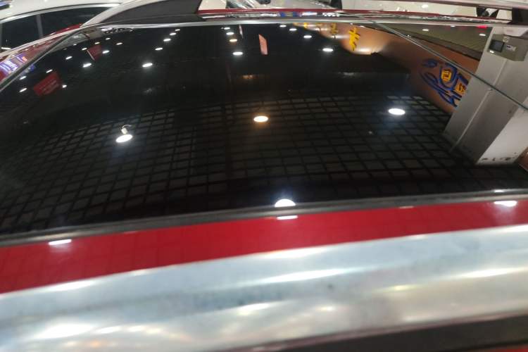 Used Roewe RX5 New Energy 2017 eRX5 50T Hybrid Connected Prestige Flagship Edition Roof