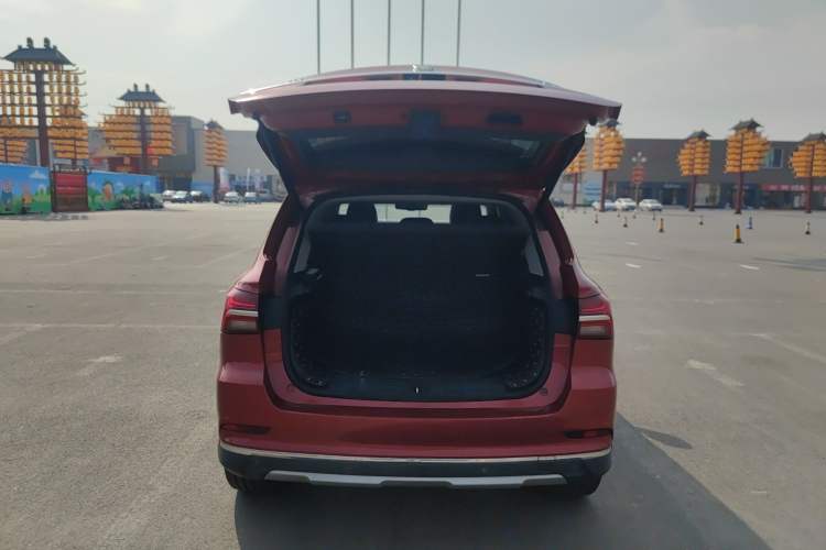 Used Roewe RX5 New Energy 2017 eRX5 50T Hybrid Connected Prestige Flagship Edition Trunk