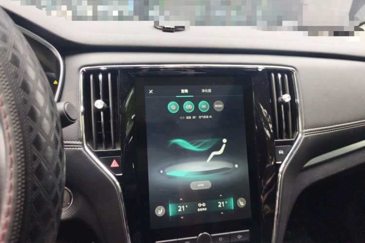 Used Roewe RX5 New Energy 2017 ERX5 EV400 Electric Internet Supreme Edition Audio And AC Panel