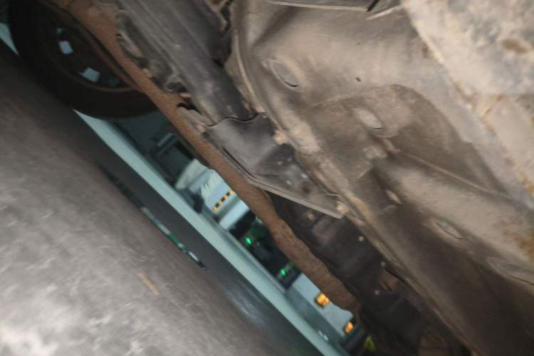 Used Roewe RX5 New Energy 2017 eRX5 50T Hybrid Connected Prestige Flagship Edition Chassis Front Left
