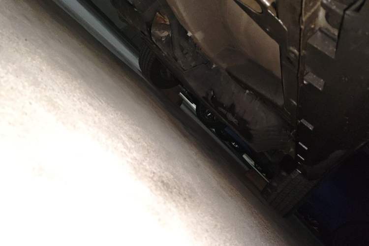 Used Roewe RX5 New Energy 2017 eRX5 50T Hybrid Connected Prestige Flagship Edition Chassis Front Left