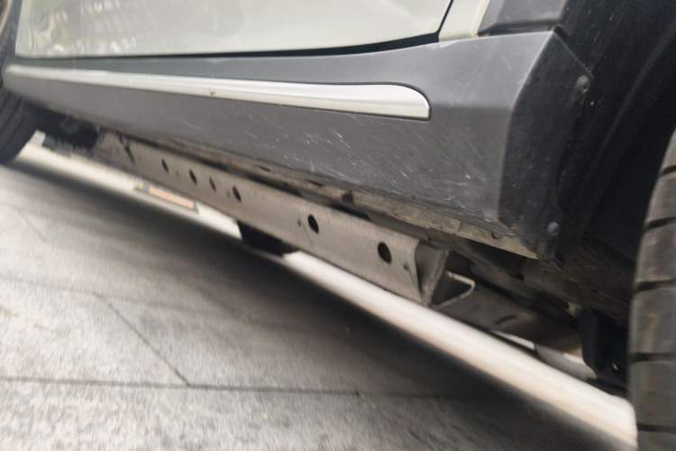 Used Roewe RX5 New Energy 2017 ERX5 EV400 Electric Internet Supreme Edition Chassis Front Right