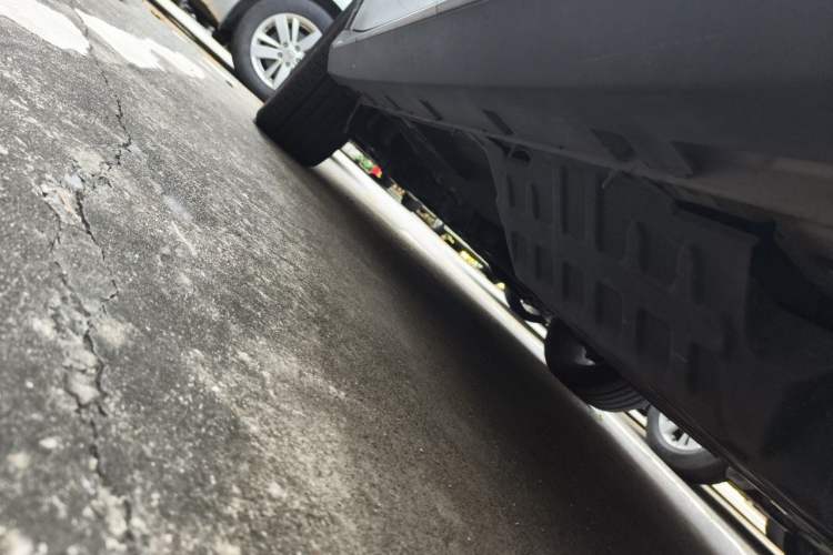 Used Roewe RX5 New Energy 2017 eRX5 50T Hybrid Connected Prestige Flagship Edition Chassis Rear Left