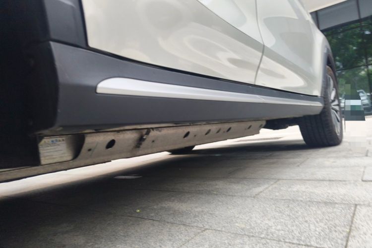 Used Roewe RX5 New Energy 2017 ERX5 EV400 Electric Internet Supreme Edition Chassis Rear Right