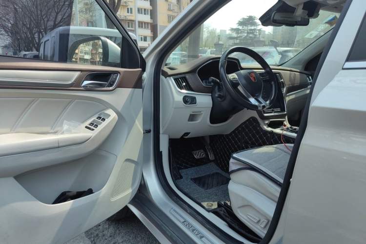 Used Roewe RX5 New Energy 2017 ERX5 EV400 Electric Internet Supreme Edition Driver Seat