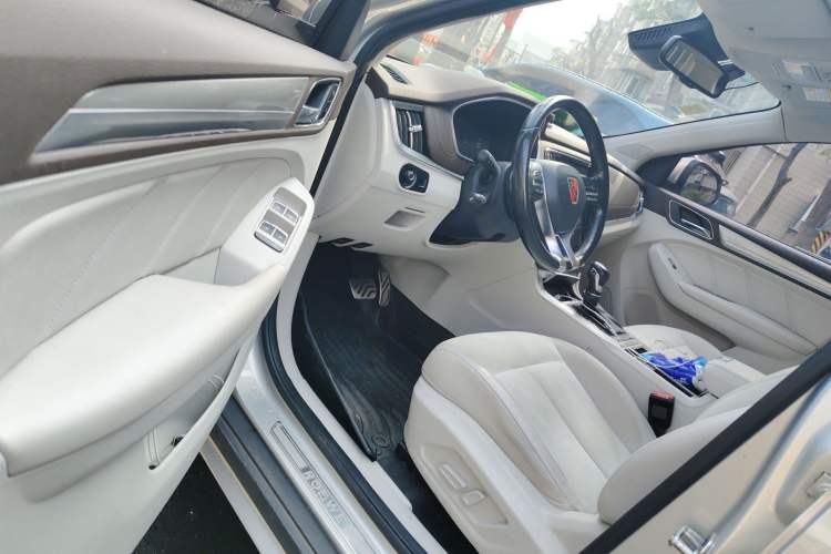 Used Roewe RX5 New Energy 2017 eRX5 50T Hybrid Connected Prestige Flagship Edition Driver Seat