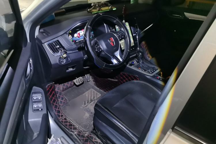Used Roewe RX5 New Energy 2017 eRX5 50T Hybrid Connected Prestige Flagship Edition Driver Seat