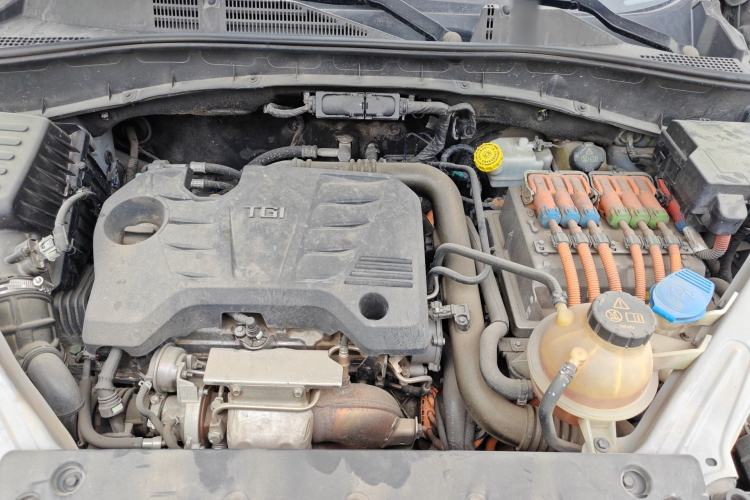 Used Roewe RX5 New Energy 2017 eRX5 50T Hybrid Connected Prestige Flagship Edition Engine Bay
