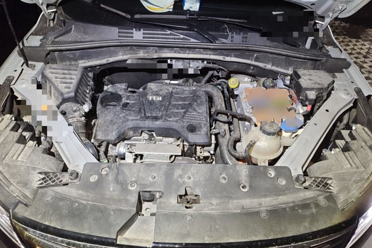 Used Roewe RX5 New Energy 2017 eRX5 50T Hybrid Connected Prestige Flagship Edition Engine Bay