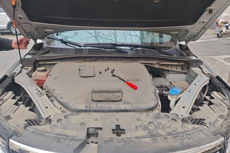 Used Roewe RX5 New Energy 2017 ERX5 EV400 Electric Internet Supreme Edition Engine Bay