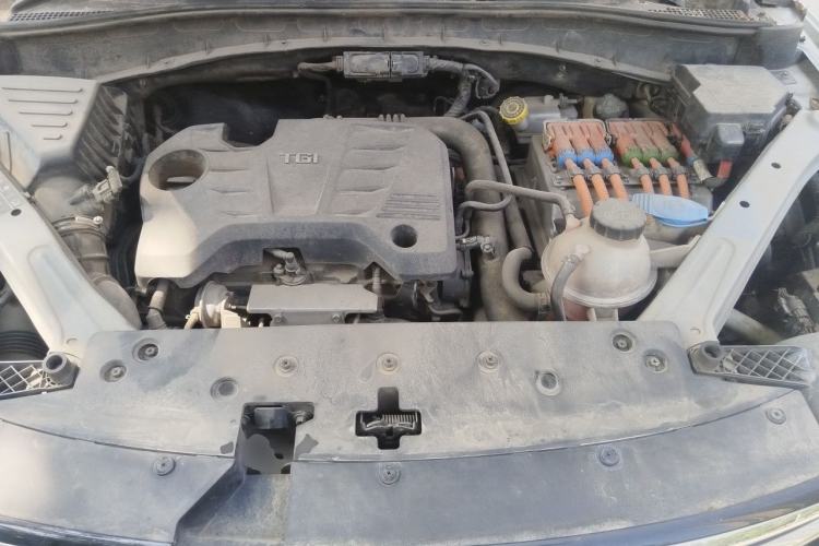 Used Roewe RX5 New Energy 2017 eRX5 50T Hybrid Connected Prestige Flagship Edition Engine Bay
