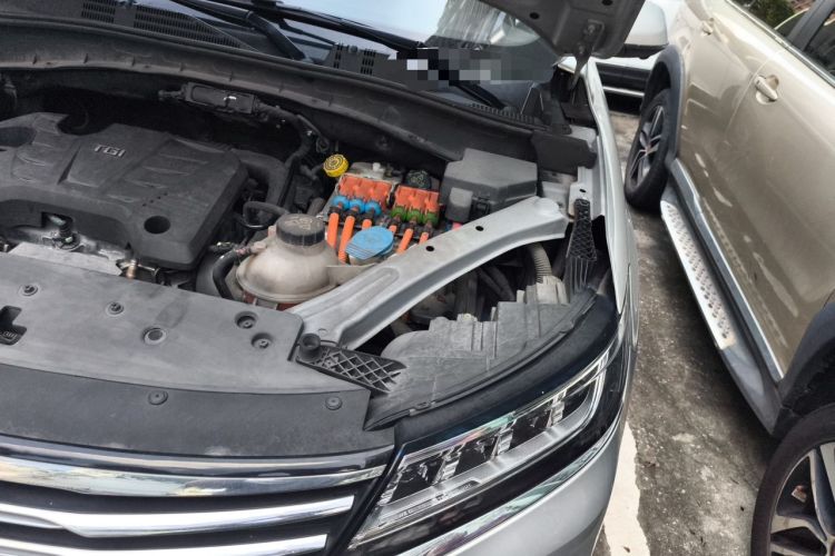 Used Roewe RX5 New Energy 2017 eRX5 50T Hybrid Connected Prestige Flagship Edition Engine Bay Left