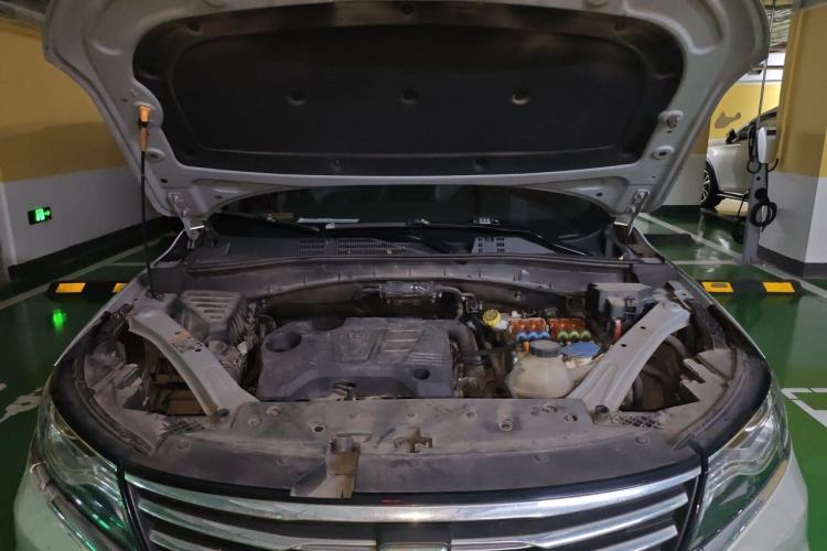 Used Roewe RX5 New Energy 2017 eRX5 50T Hybrid Connected Prestige Flagship Edition Engine Bay