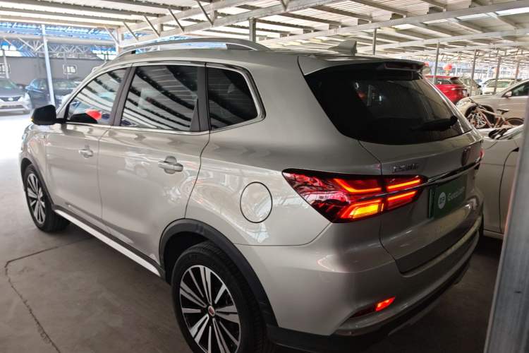 Used Roewe RX5 New Energy 2017 eRX5 50T Hybrid Connected Prestige Flagship Edition Exterior 2