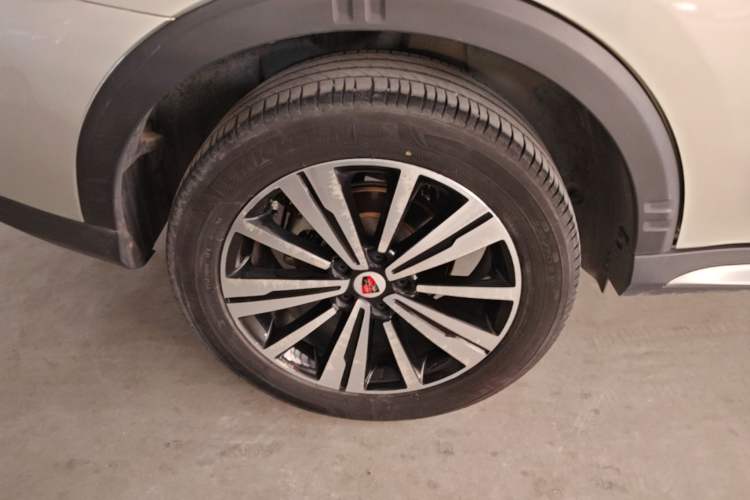 Used Roewe RX5 New Energy 2017 eRX5 50T Hybrid Connected Prestige Flagship Edition Exterior 5