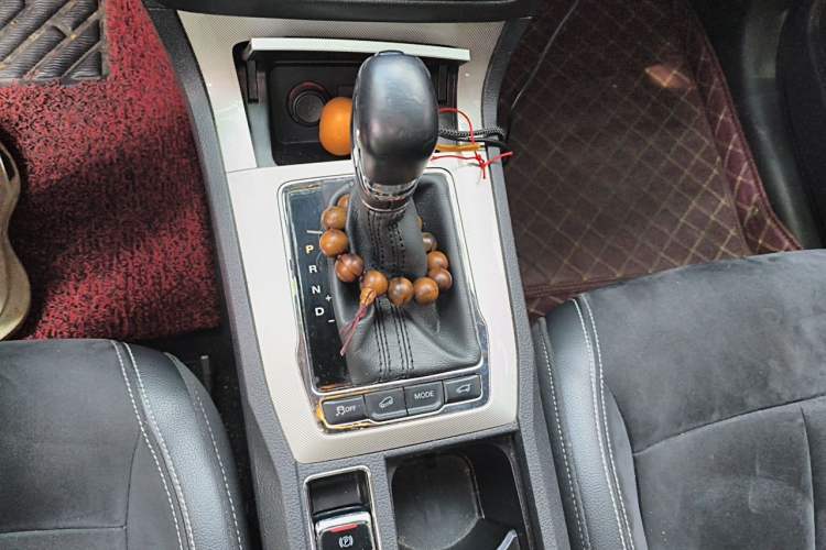 Used Roewe RX5 New Energy 2017 eRX5 50T Hybrid Connected Prestige Flagship Edition Gear Lever