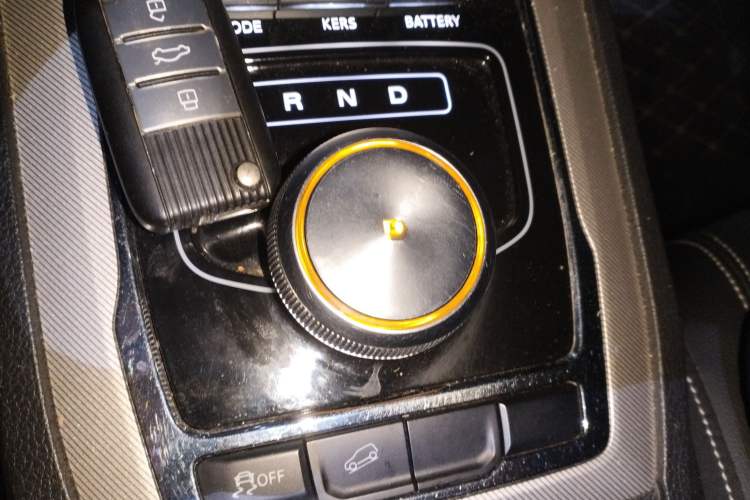 Used Roewe RX5 New Energy 2017 ERX5 EV400 Electric Internet Luxury Edition Gear Lever