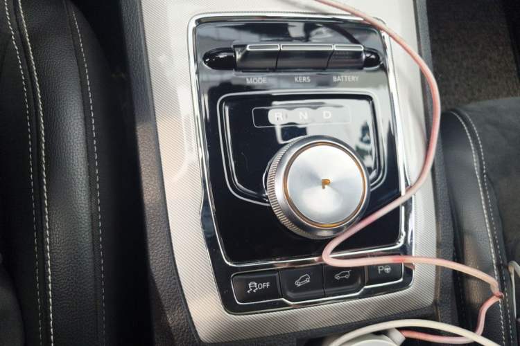 Used Roewe RX5 New Energy 2017 ERX5 EV400 Electric Internet Supreme Edition Gear Lever