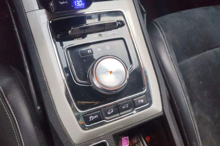 Used Roewe RX5 New Energy 2017 ERX5 EV400 Electric Internet Supreme Edition Gear Lever