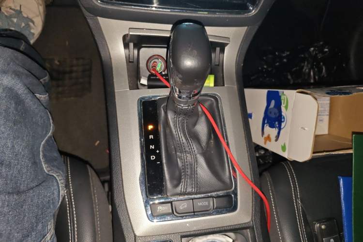Used Roewe RX5 New Energy 2017 eRX5 50T Hybrid Connected Prestige Flagship Edition Gear Lever