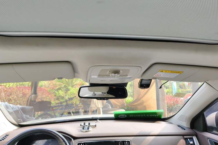 Used Roewe RX5 New Energy 2017 eRX5 50T Hybrid Connected Prestige Flagship Edition Headliner