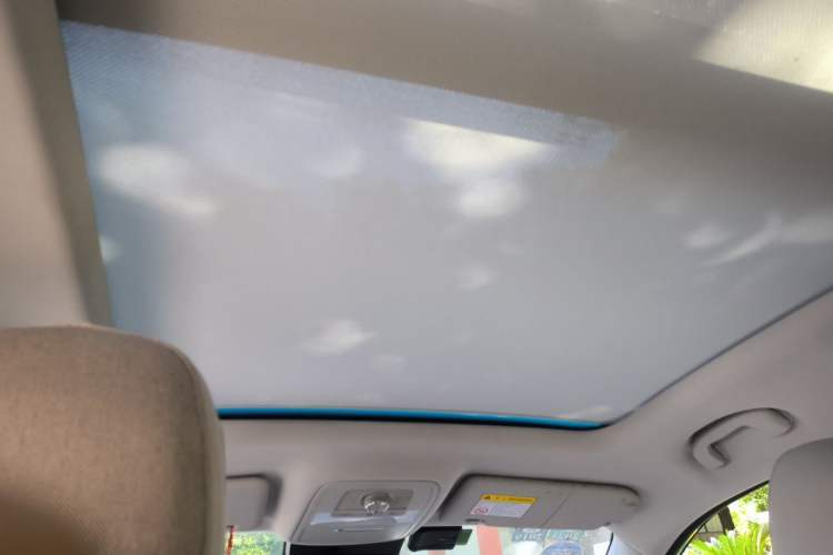 Used Roewe RX5 New Energy 2017 eRX5 50T Hybrid Connected Prestige Flagship Edition Headliner
