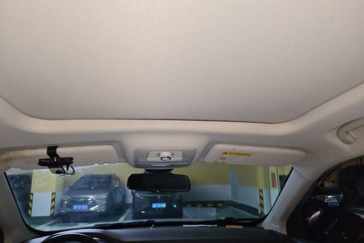 Used Roewe RX5 New Energy 2017 eRX5 50T Hybrid Connected Prestige Flagship Edition Headliner