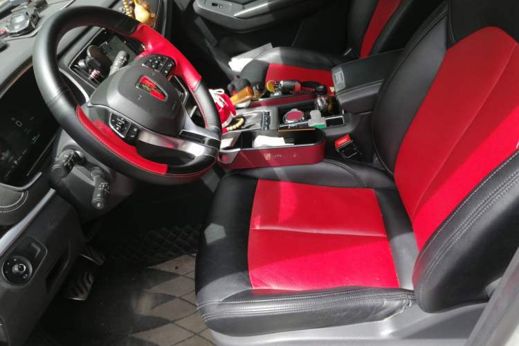 Used Roewe RX5 New Energy 2017 eRX5 50T Hybrid Connected Prestige Flagship Edition Left Front Seat