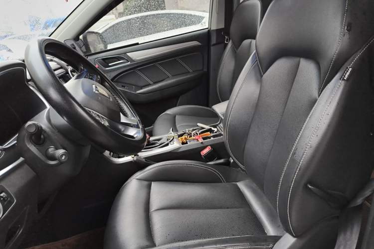 Used Roewe RX5 New Energy 2017 eRX5 50T Hybrid Connected Prestige Flagship Edition Left Front Seat