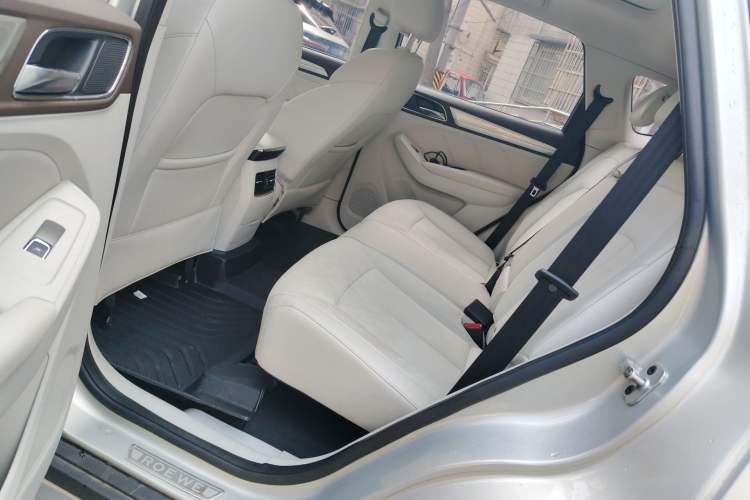 Used Roewe RX5 New Energy 2017 eRX5 50T Hybrid Connected Prestige Flagship Edition Left Rear Seat