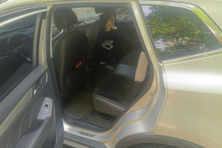 Used Roewe RX5 New Energy 2017 eRX5 50T Hybrid Connected Prestige Flagship Edition Left Rear Seat