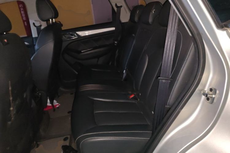 Used Roewe RX5 New Energy 2017 eRX5 50T Hybrid Connected Prestige Flagship Edition Left Rear Seat