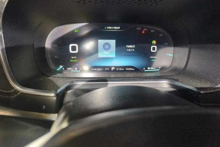 Used Roewe RX5 New Energy 2017 eRX5 50T Hybrid Connected Prestige Flagship Edition Odometer Close Up