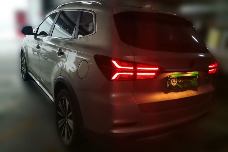 Used Roewe RX5 New Energy 2017 eRX5 50T Hybrid Connected Prestige Flagship Edition Rear Left 45 Deg