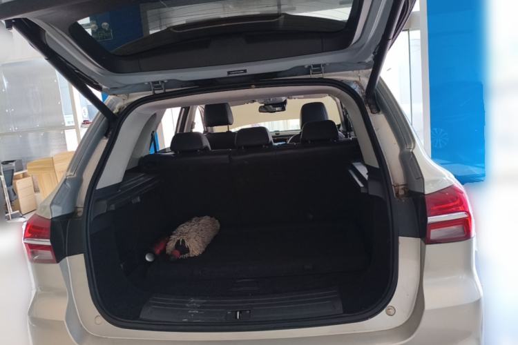 Used Roewe RX5 New Energy 2017 eRX5 50T Hybrid Connected Prestige Flagship Edition Trunk
