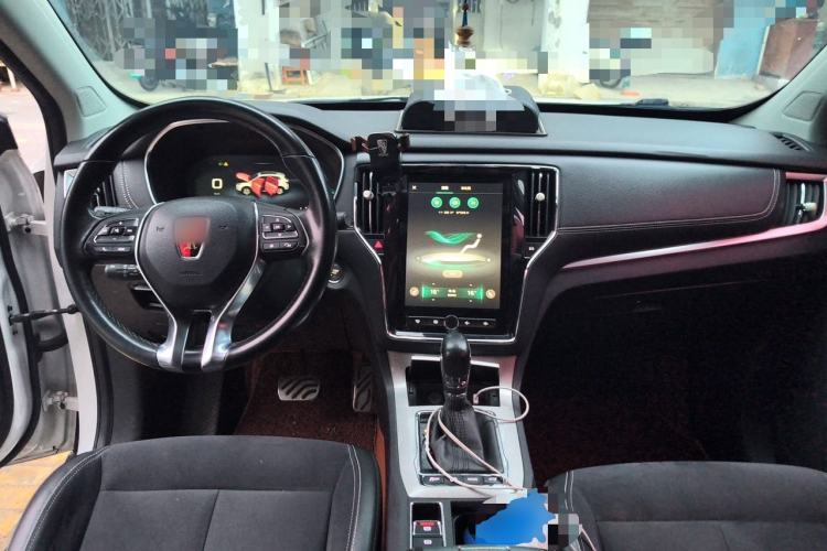 Used Roewe RX5 New Energy 2017 eRX5 50T Hybrid Connected Prestige Flagship Edition Center Console