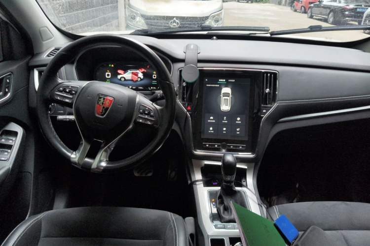 Used Roewe RX5 New Energy 2017 eRX5 50T Hybrid Connected Prestige Flagship Edition Center Console