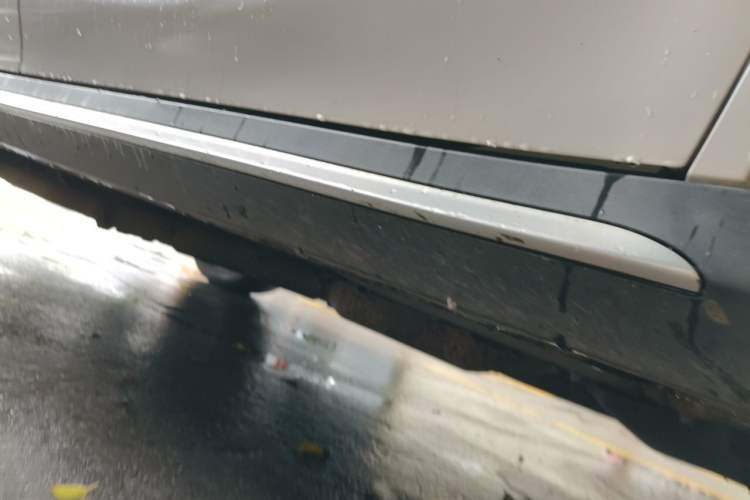 Used Roewe RX5 New Energy 2017 eRX5 50T Hybrid Connected Prestige Flagship Edition Chassis Front Right