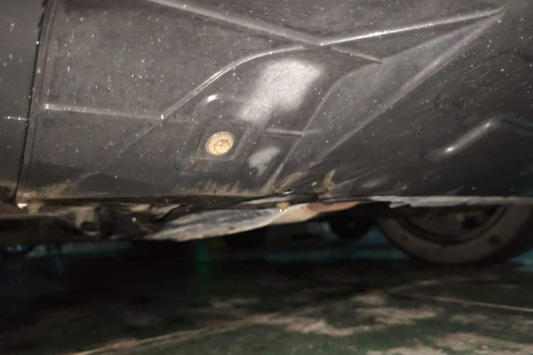Used Roewe RX5 New Energy 2017 eRX5 50T Hybrid Connected Prestige Flagship Edition Chassis Front Right