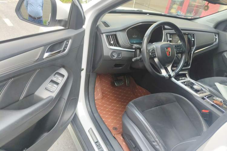 Used Roewe RX5 New Energy 2017 ERX5 EV400 Electric Internet Supreme Edition Driver Seat