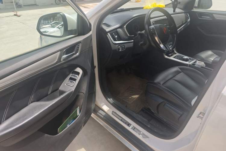 Used Roewe RX5 New Energy 2017 ERX5 EV400 Electric Internet Luxury Edition Driver Seat