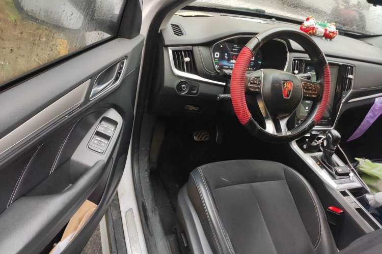 Used Roewe RX5 New Energy 2017 eRX5 50T Hybrid Connected Prestige Flagship Edition Driver Seat