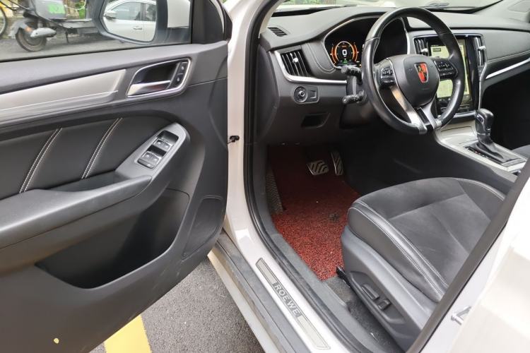 Used Roewe RX5 New Energy 2017 eRX5 50T Hybrid Connected Prestige Flagship Edition Driver Seat