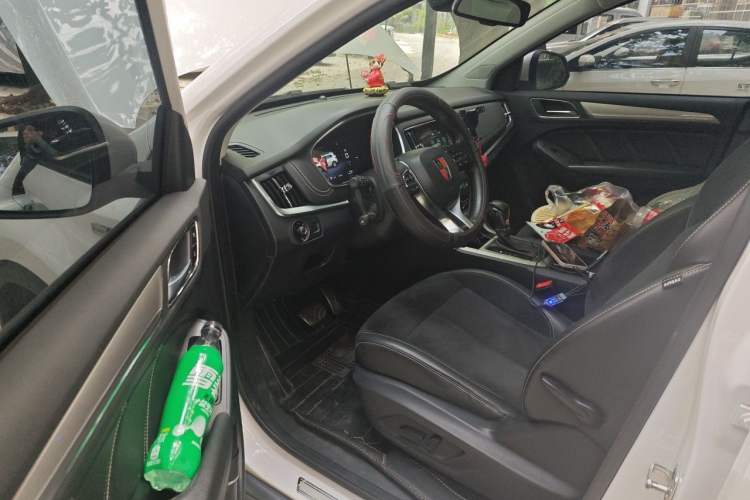 Used Roewe RX5 New Energy 2017 eRX5 50T Hybrid Connected Prestige Flagship Edition Driver Seat