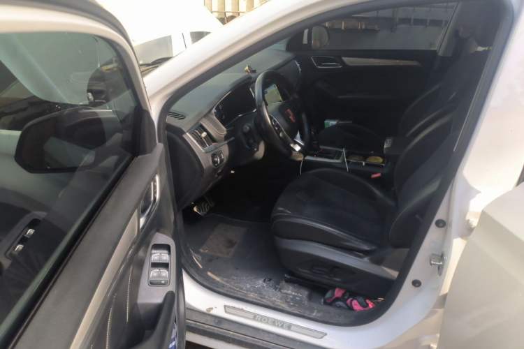 Used Roewe RX5 New Energy 2017 eRX5 50T Hybrid Connected Prestige Flagship Edition Driver Seat
