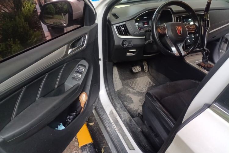Used Roewe RX5 New Energy 2017 eRX5 50T Hybrid Connected Prestige Flagship Edition Driver Seat