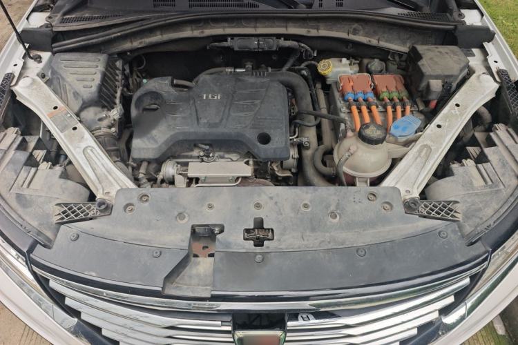 Used Roewe RX5 New Energy 2017 eRX5 50T Hybrid Connected Prestige Flagship Edition Engine Bay