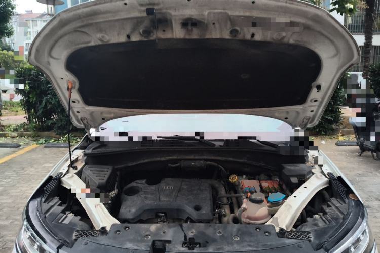 Used Roewe RX5 New Energy 2017 eRX5 50T Hybrid Connected Prestige Flagship Edition Engine Bay